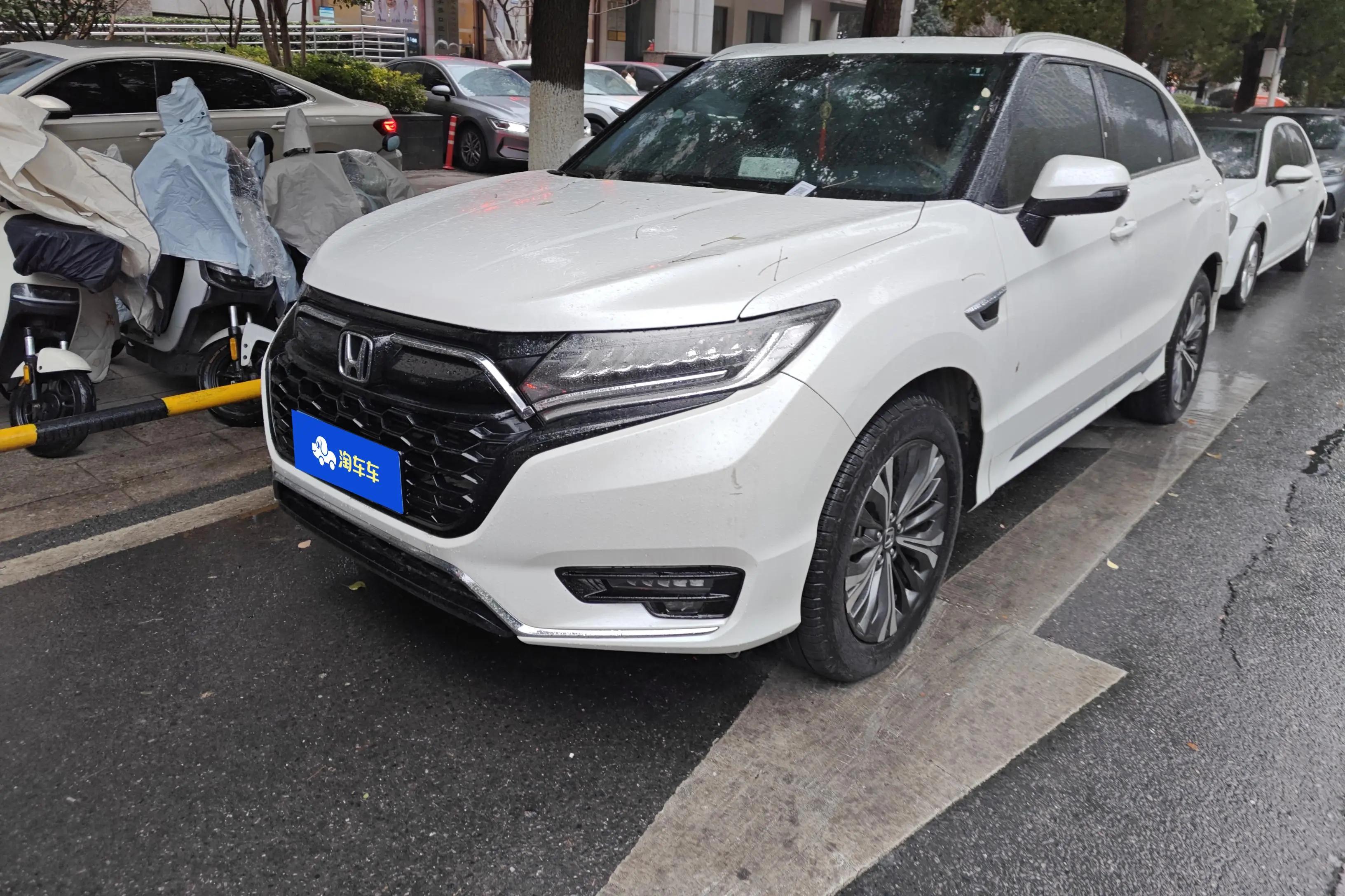 Honda UR-V 2023 г. 41622 км.