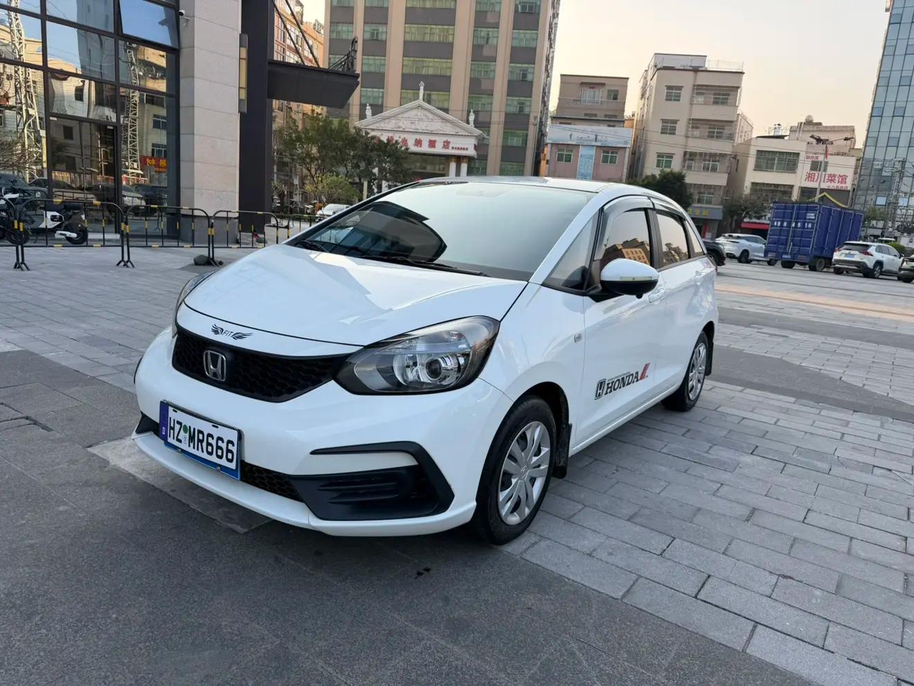 Honda Fit 2023 г. 19117 км.