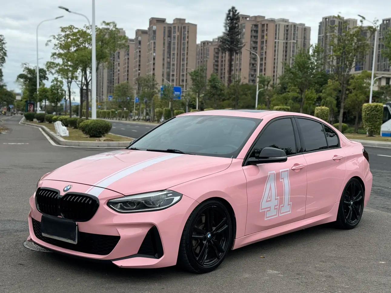 BMW 1 Series 2022 г. 46000 км.