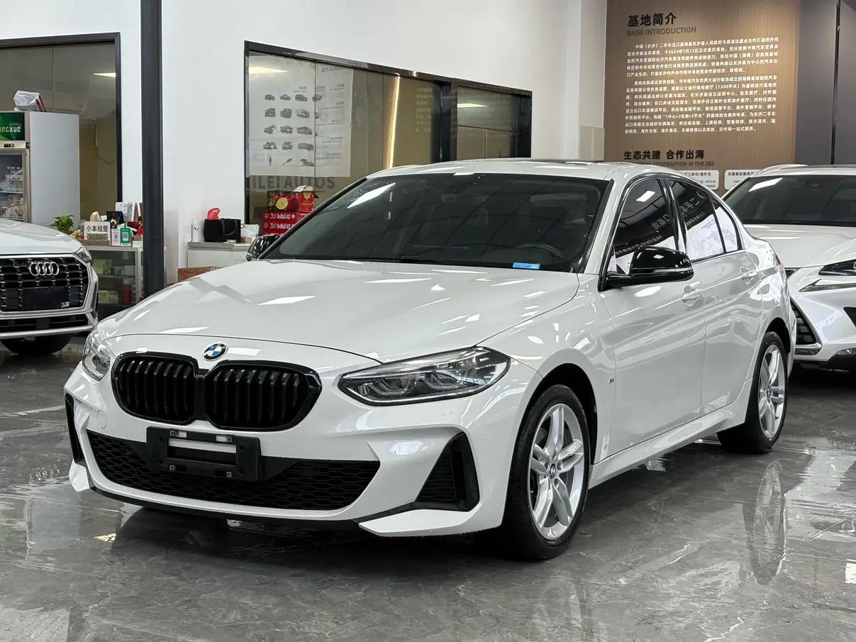 BMW 1 Series 2022 г. 27000 км.