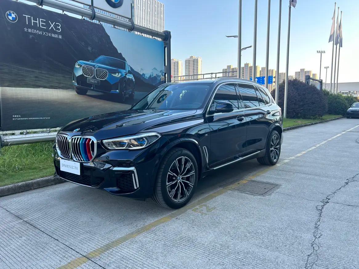 BMW X5 2023 г. 74818 км.