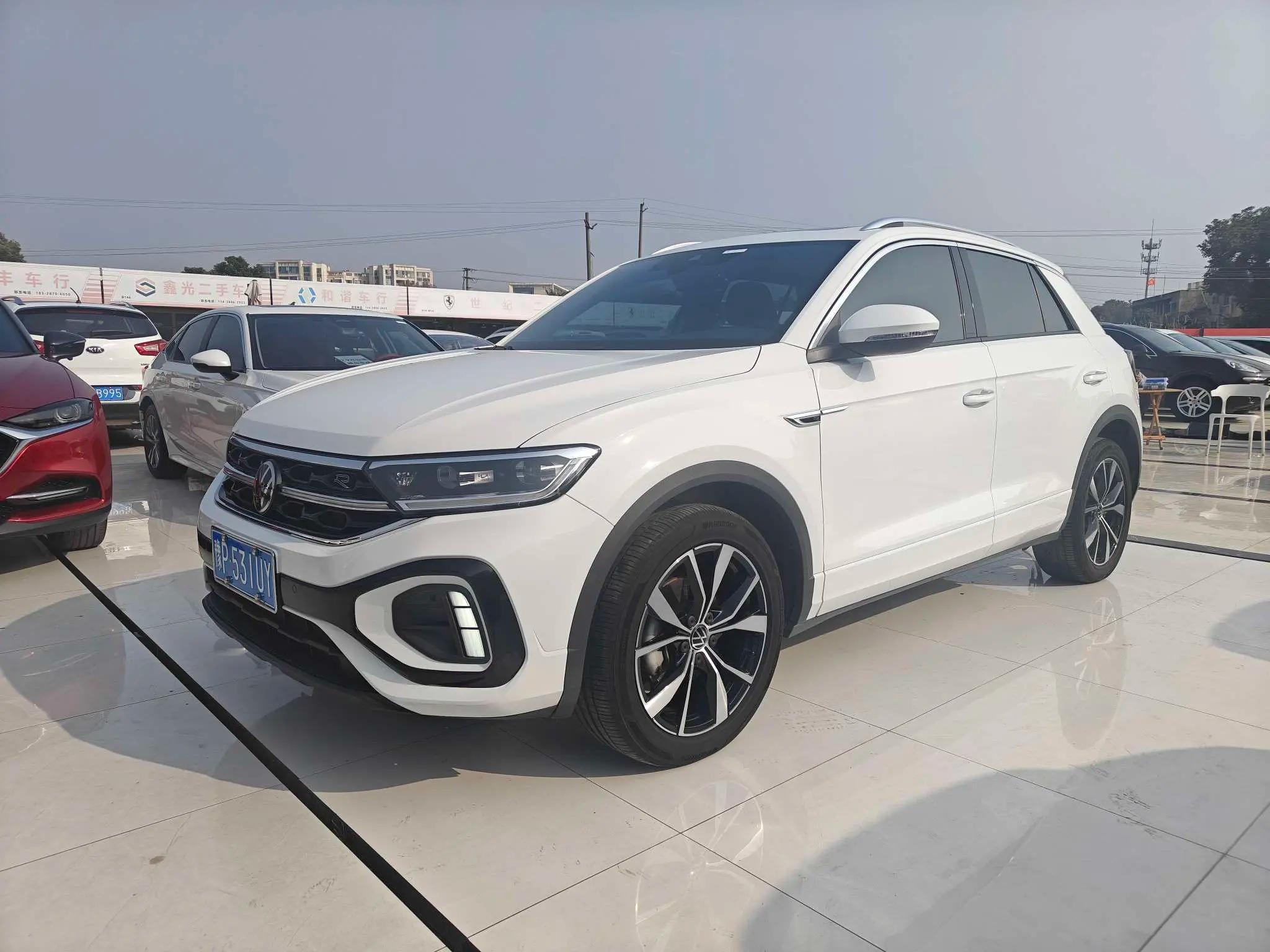 Volkswagen T-Roc 2023 г. 12147 км.