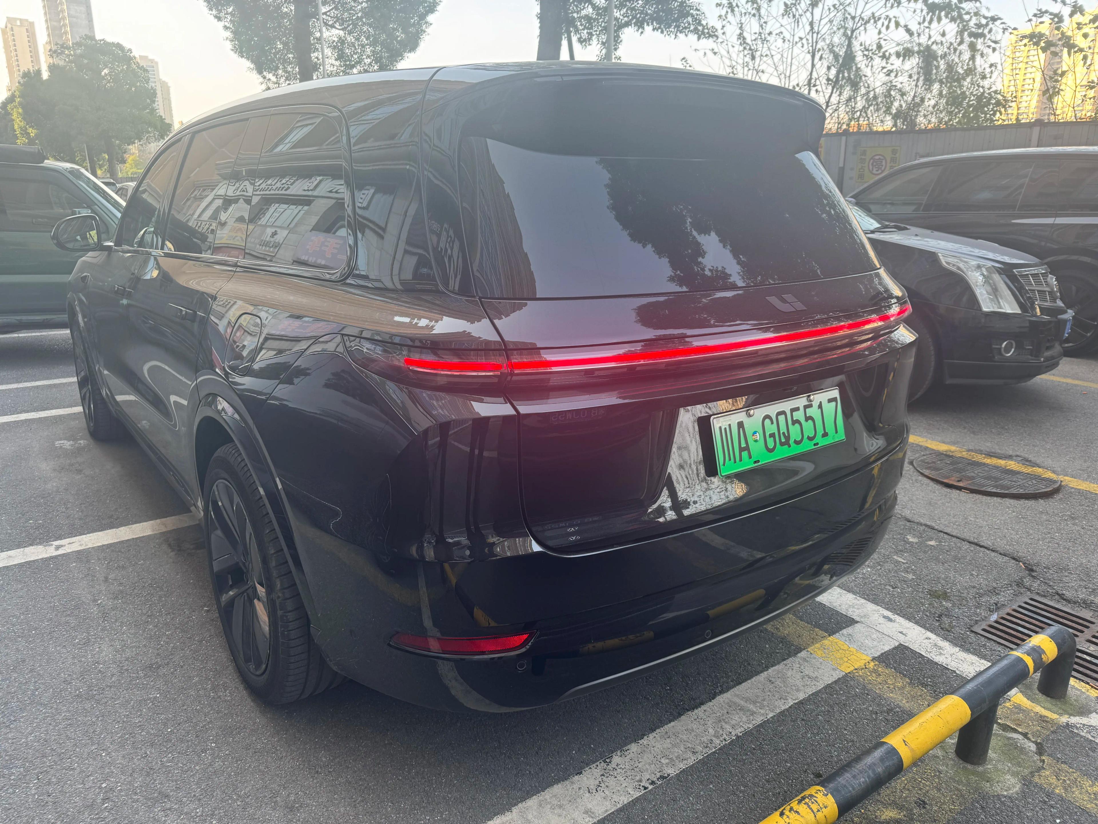 Lixiang L9 2023 г. 28091 км.