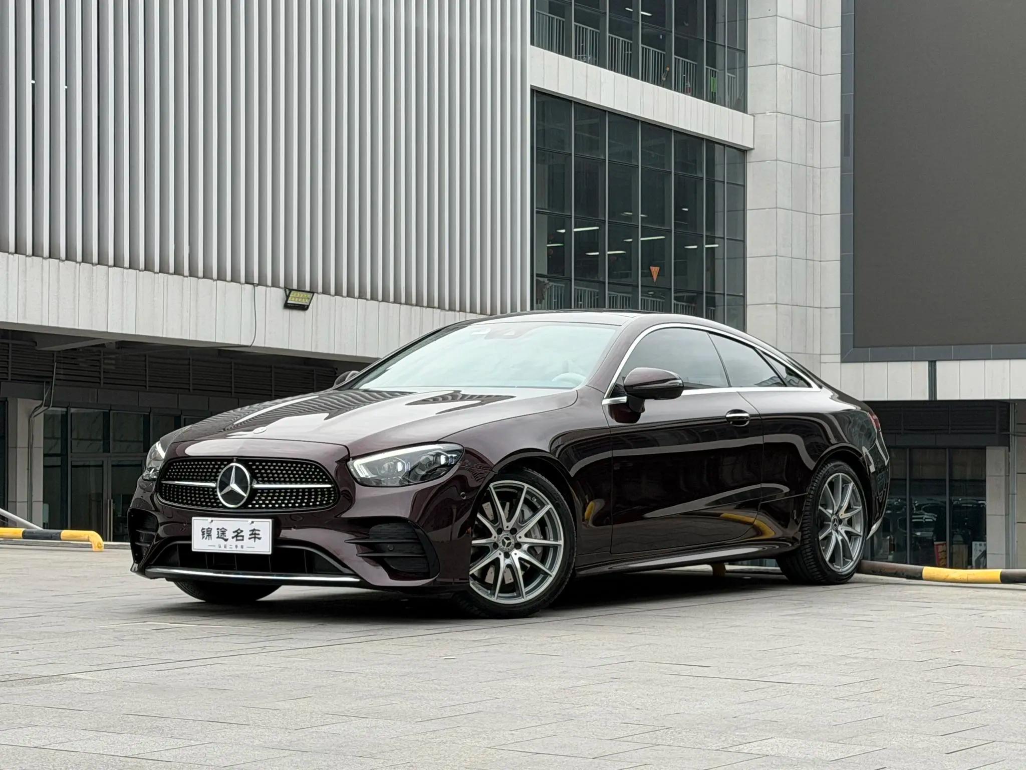 Mercedes-Benz E-Class 2022 г. 40118 км.