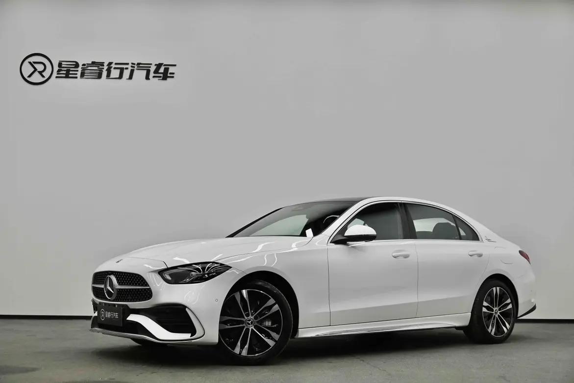 Mercedes-Benz C-Class PHEV 2024 г. 16020 км.
