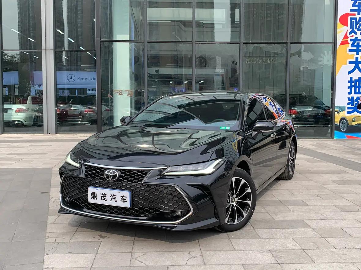 Toyota Avalon 2023 г. 33000 км.