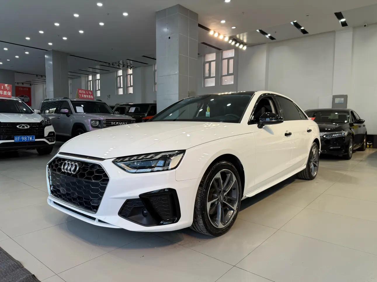 Audi A4L 2021 г. 50073 км.