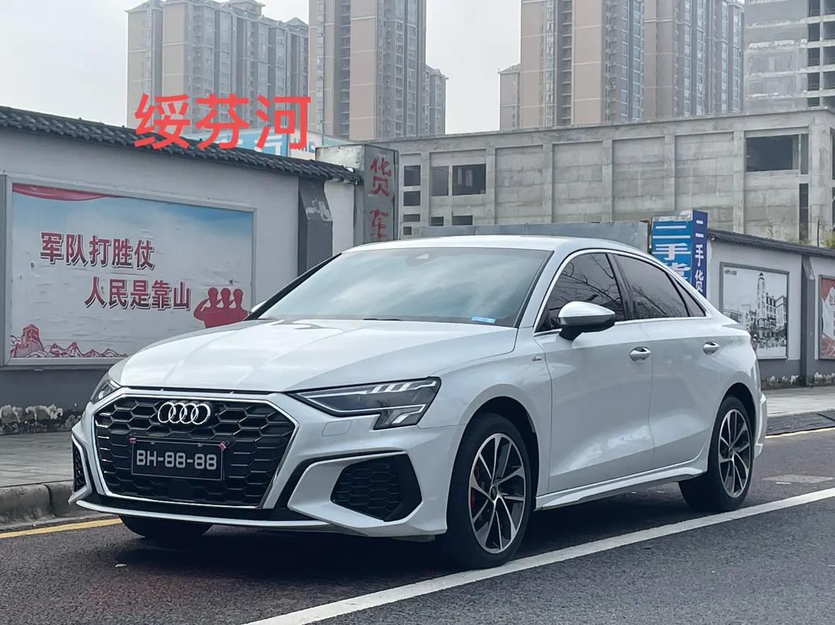 Audi A3 2022 г. 31132 км.