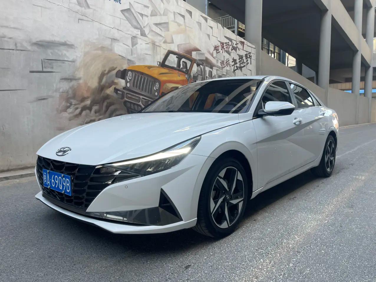 Hyundai Elantra 2023 г. 36051 км.