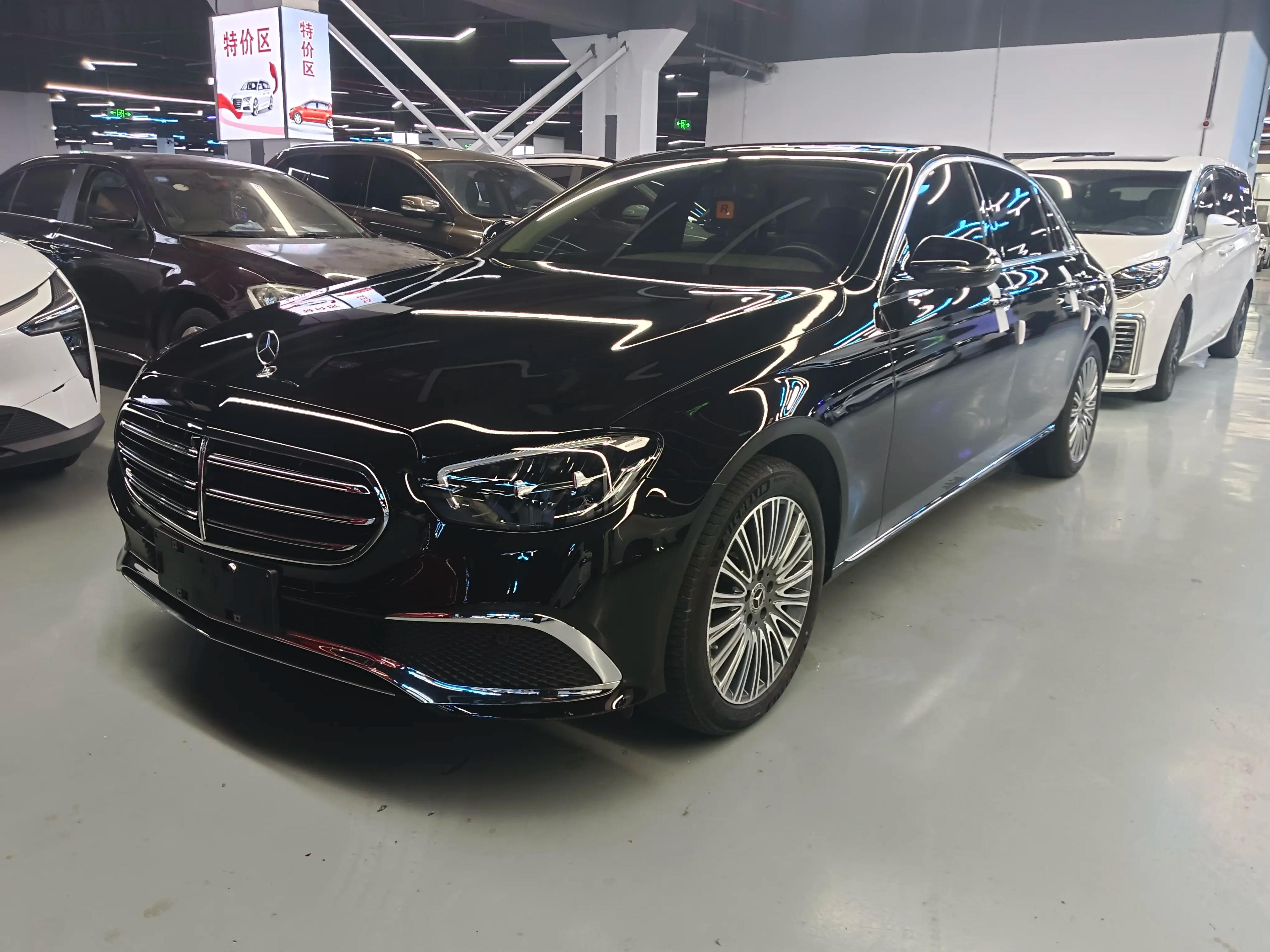 Mercedes-Benz E-Class 2023 г. 28069 км.