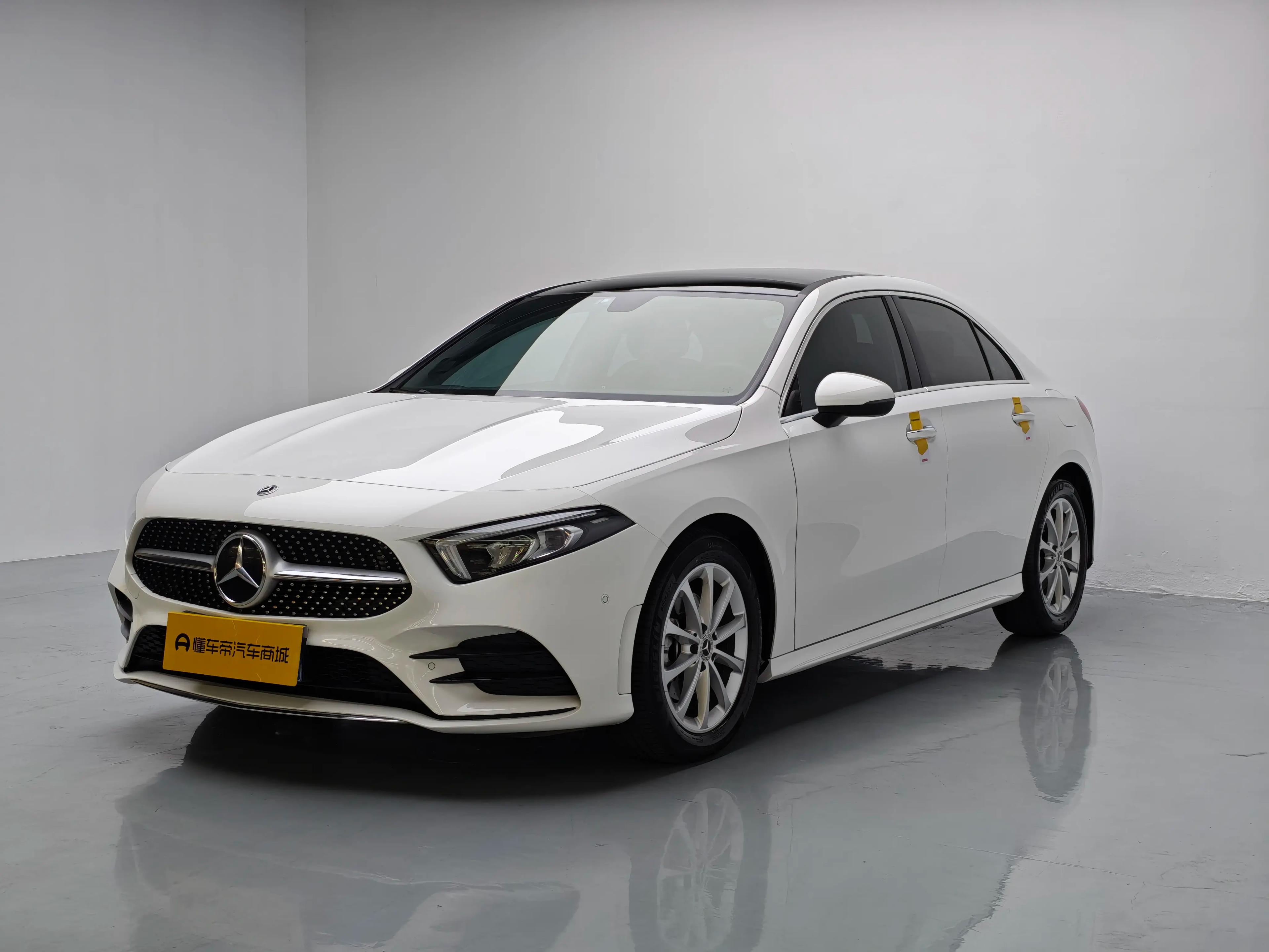 Mercedes-Benz Mercedes Benz A Class 2021 г. 49124 км.