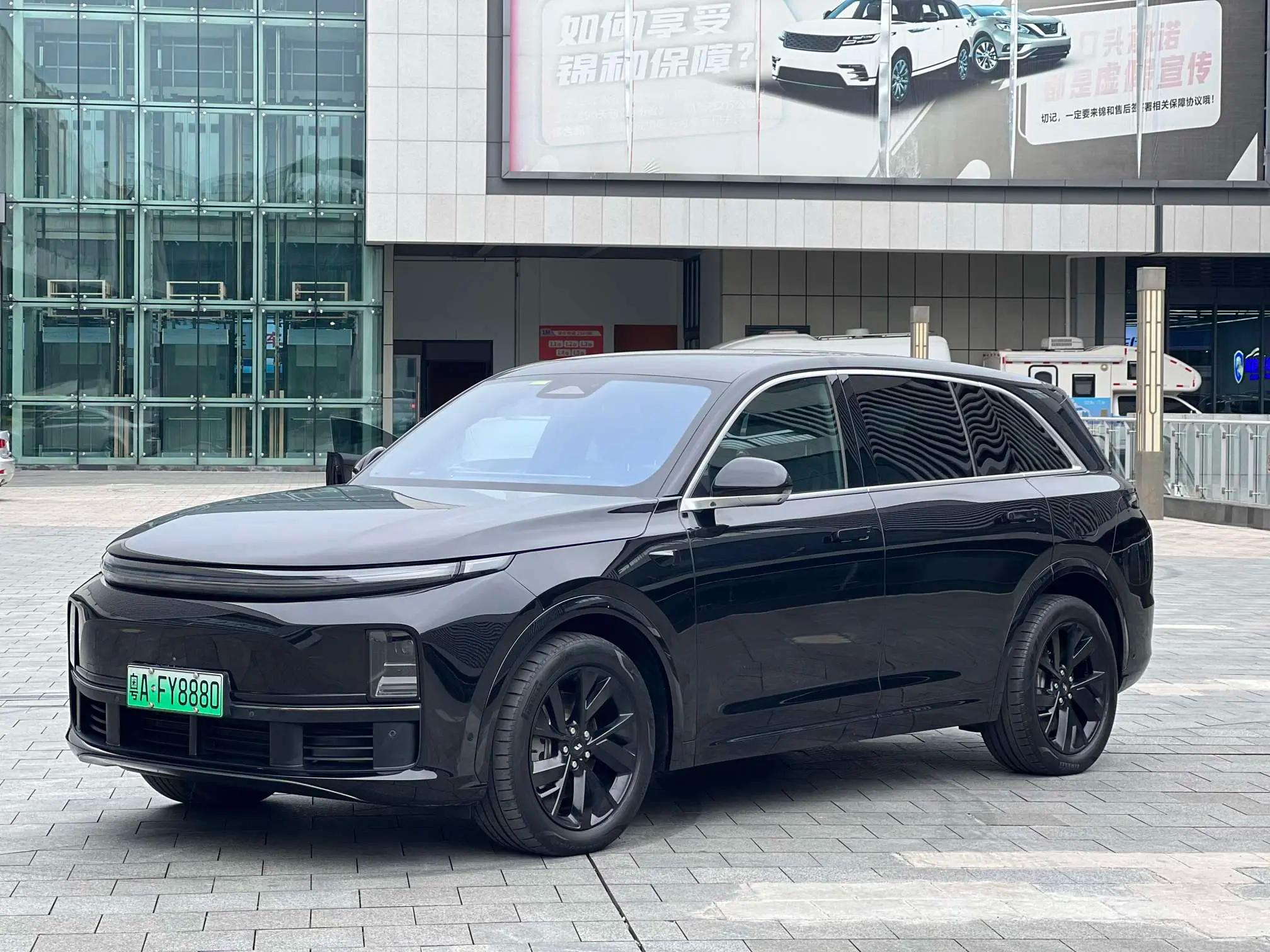 Lixiang L7 2023 г. 76141 км.