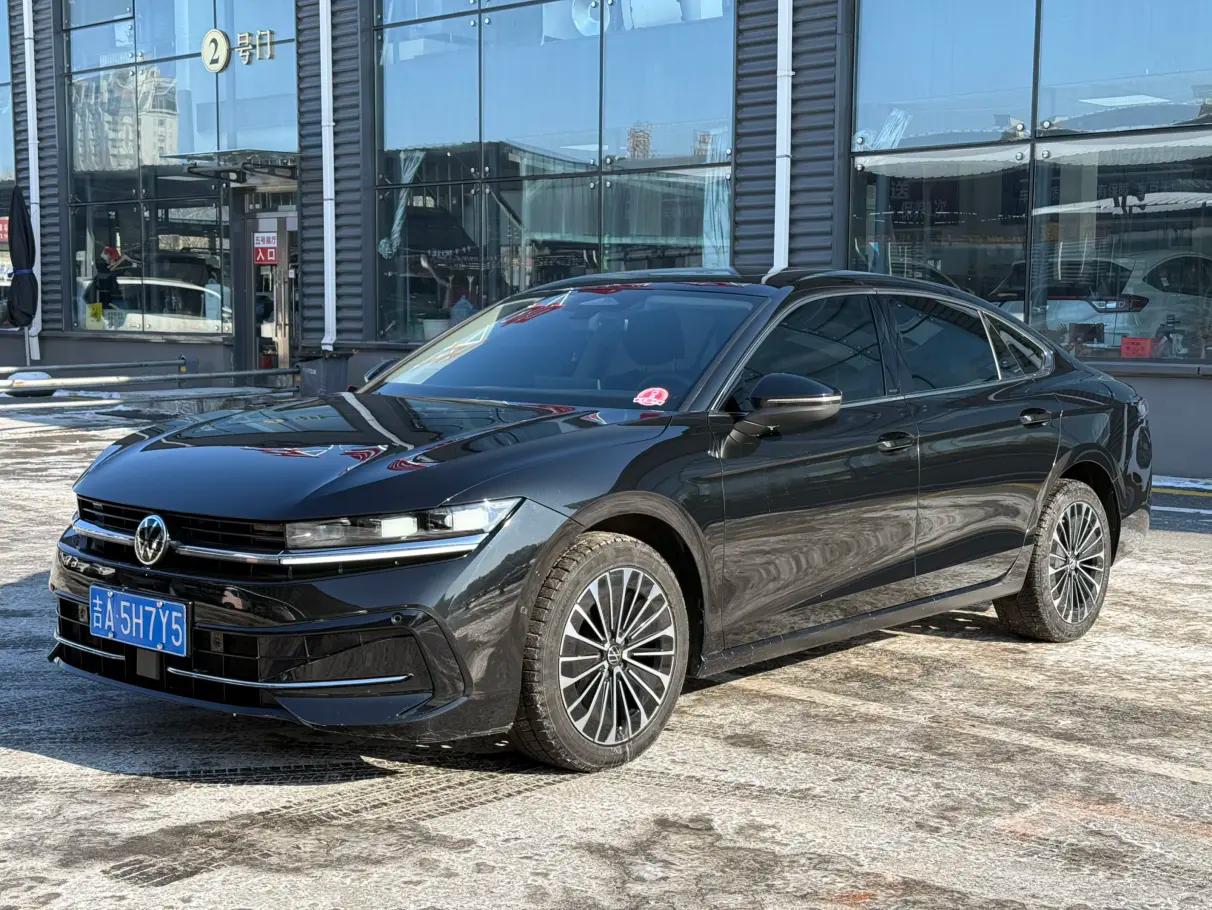 Volkswagen Magotan 2024 г. 40147 км.