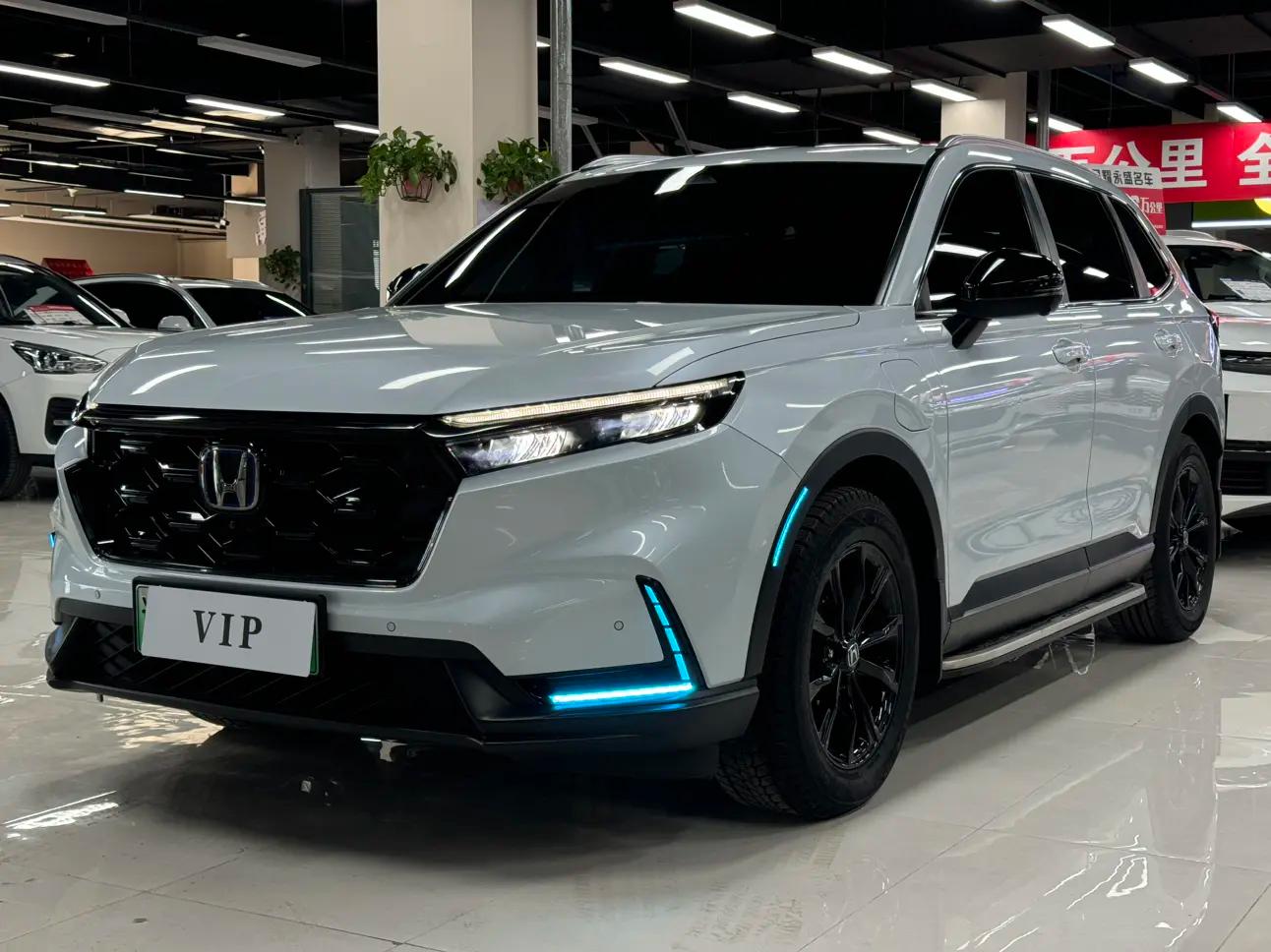 Honda CR-V PHEV 2023 г. 33016 км.