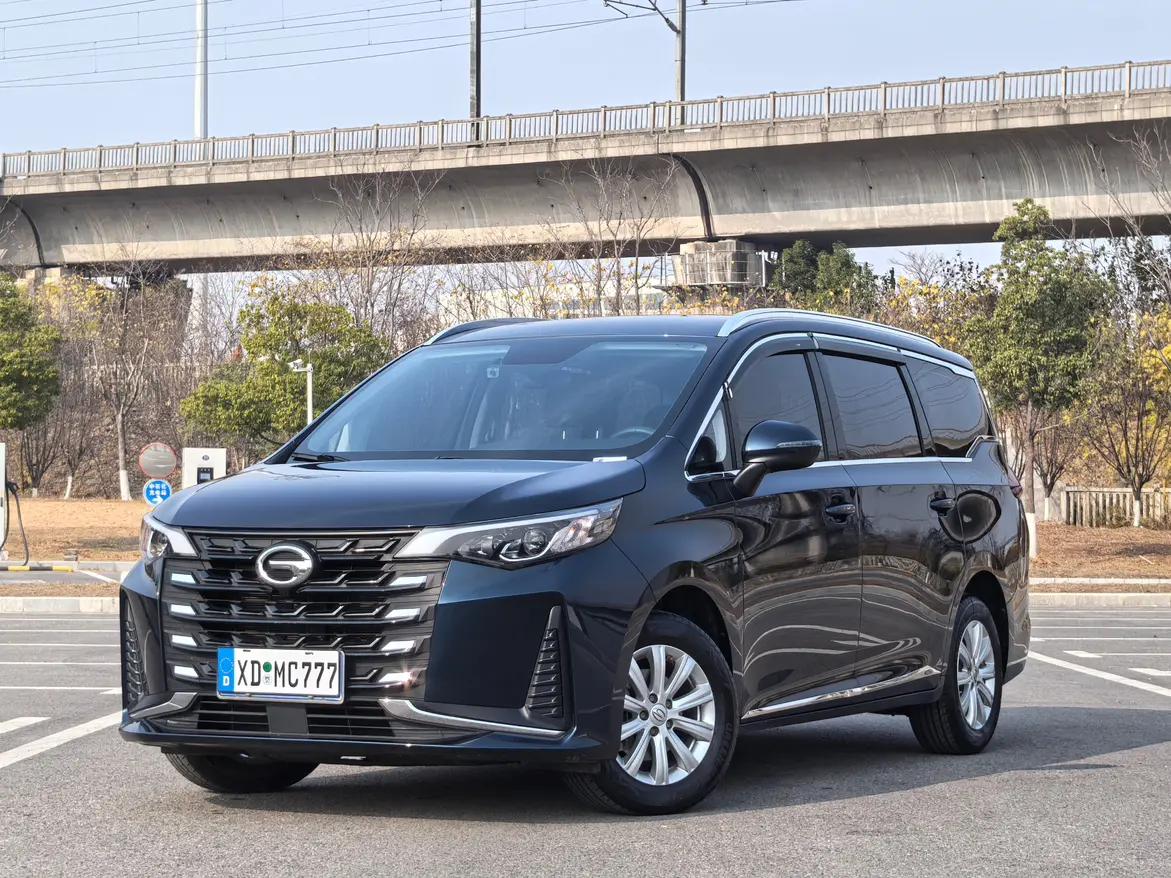 GAC Trumpchi M6 2023 г. 30003 км.