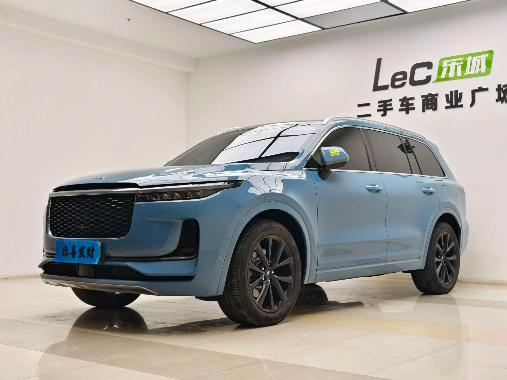 Lixiang ONE 2021 г. 50064 км.