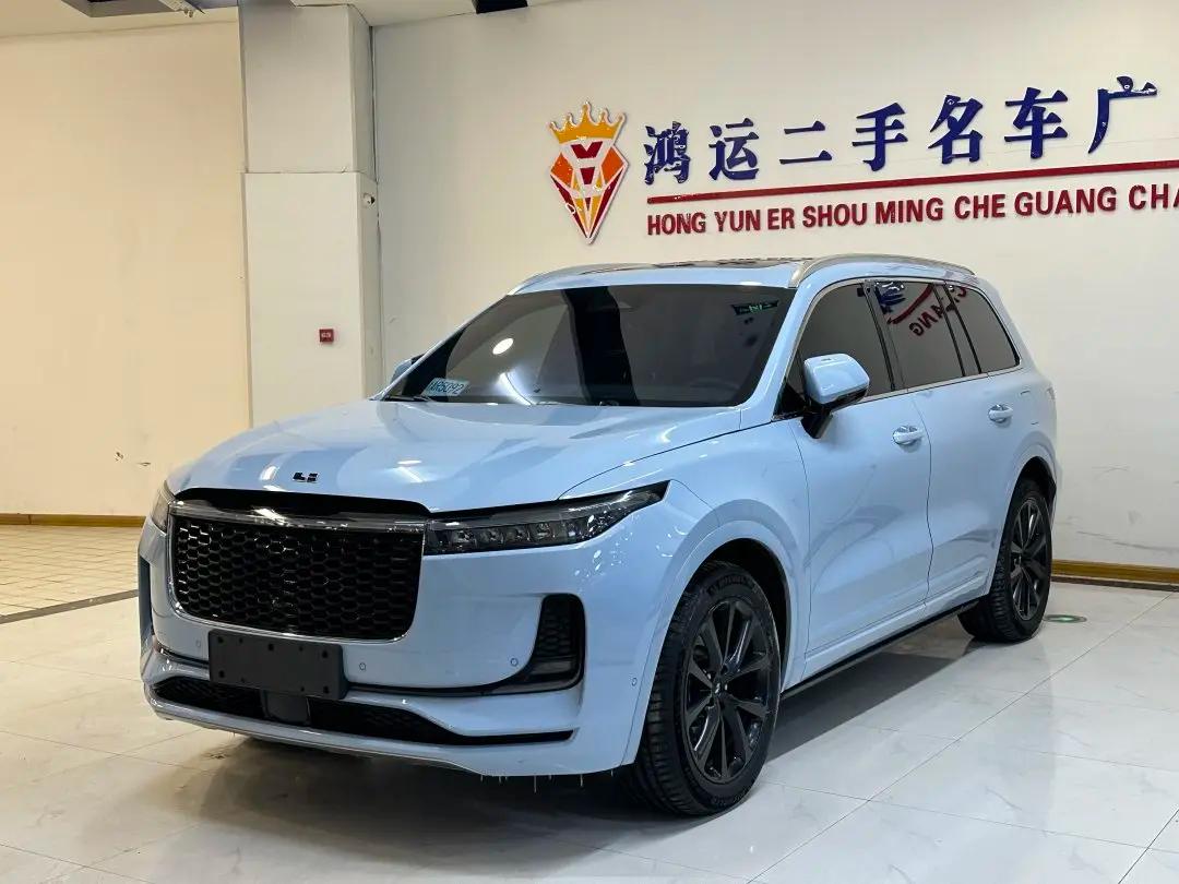 Lixiang ONE 2022 г. 76071 км.