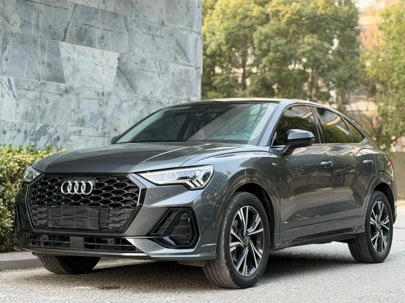 Audi Q3 Sportback 2023 г. 45019 км.