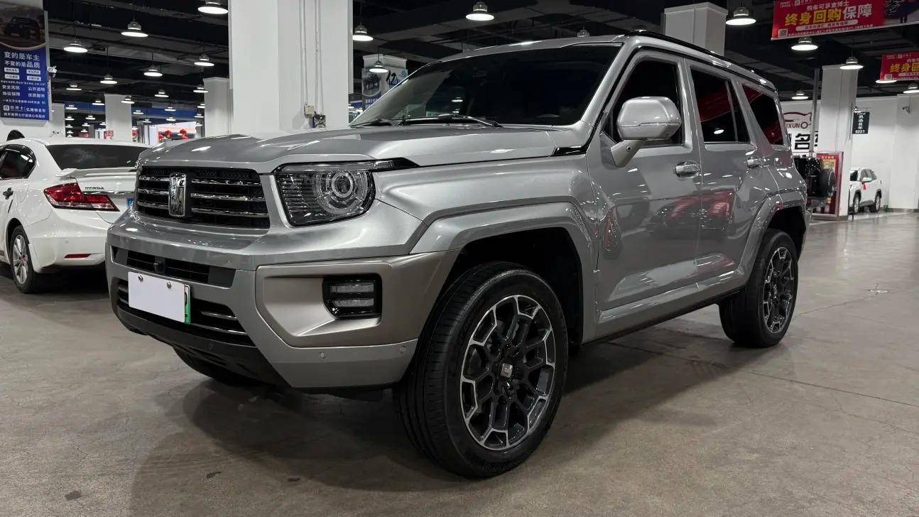 Tank 700 Hi4-T 2024 г. 26023 км.