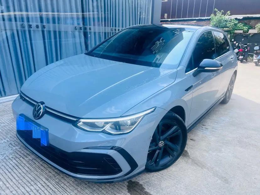 Volkswagen Golf 2022 г. 48134 км.