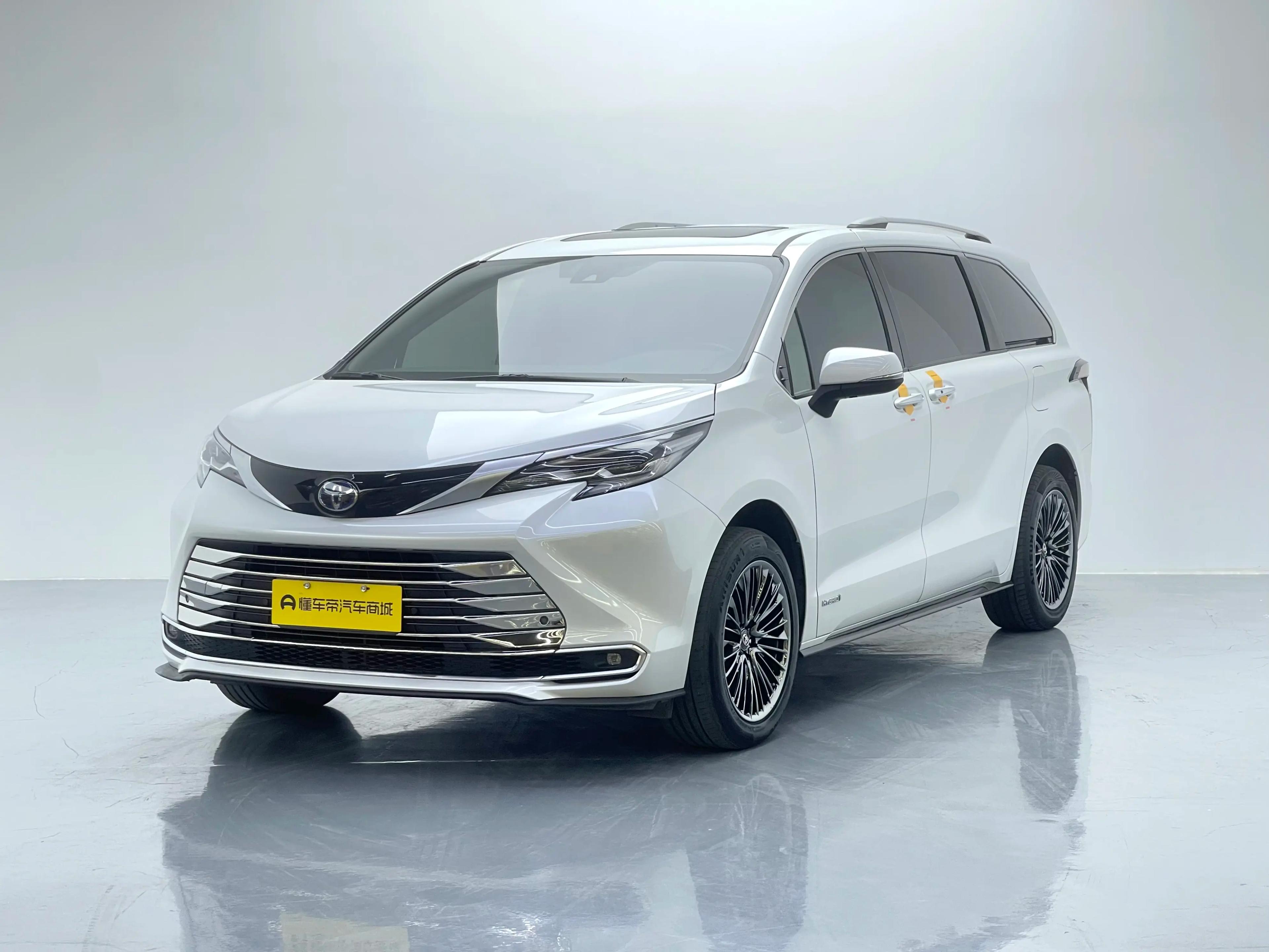 Toyota Sienna 2022 г. 75619 км.