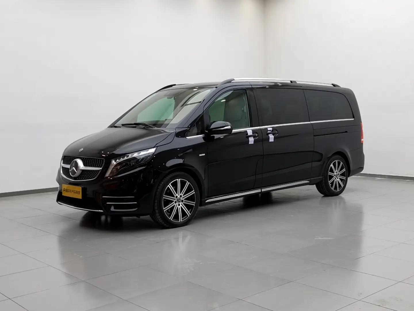Mercedes-Benz Mercedes Benz V Class 2023 г. 31569 км.