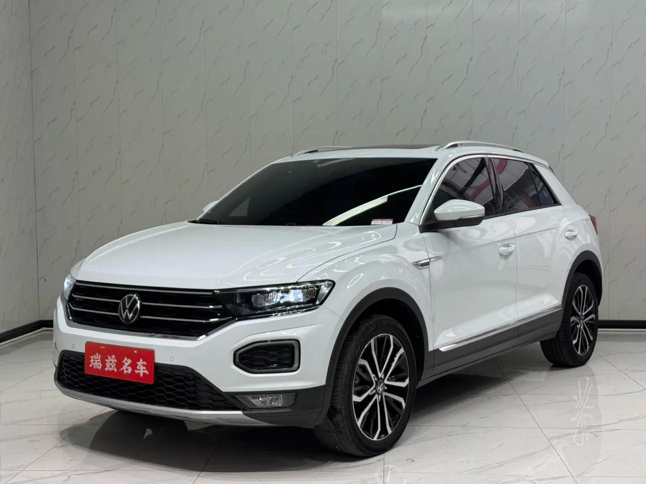 Volkswagen T-Roc 2023 г. 32143 км.