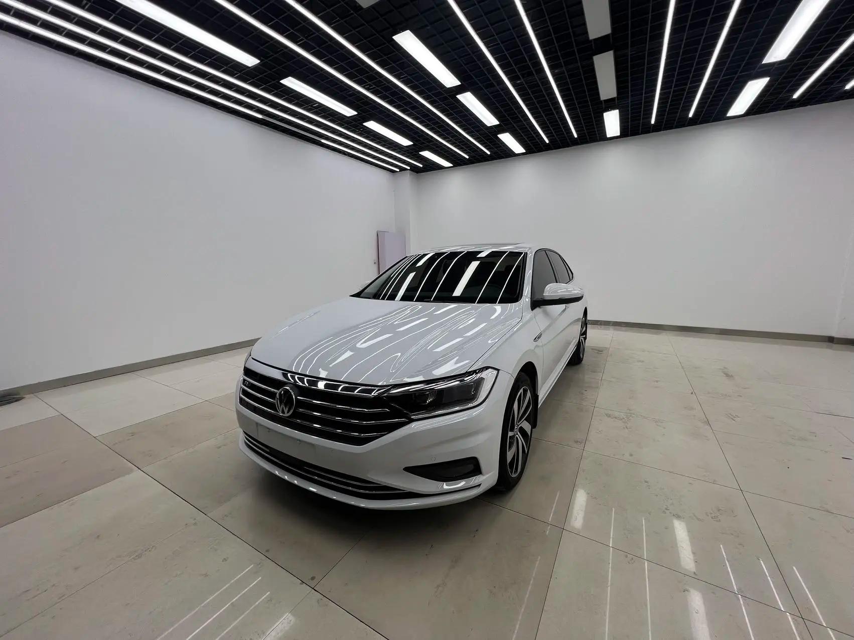Volkswagen Sagitar 2021 г. 34119 км.