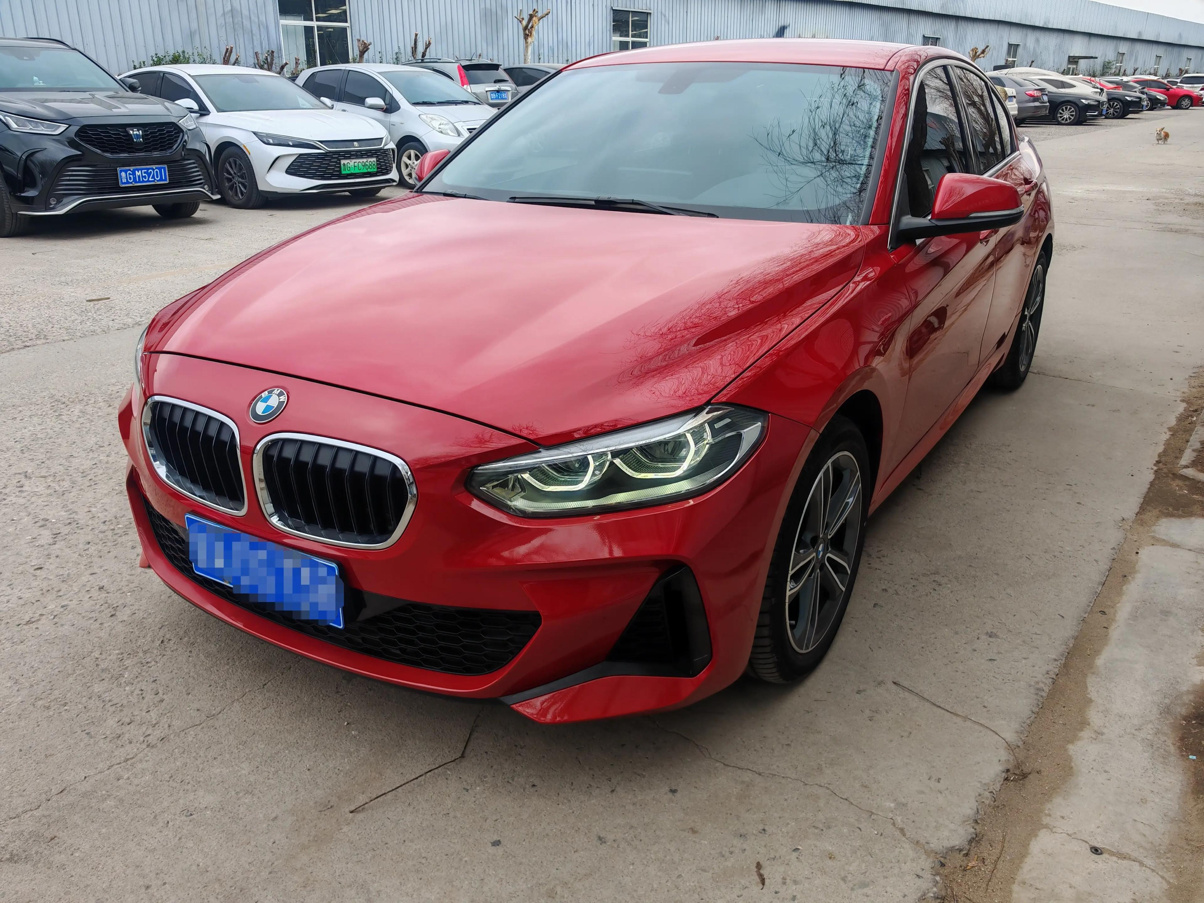 BMW 1 Series 2022 г. 13128 км.