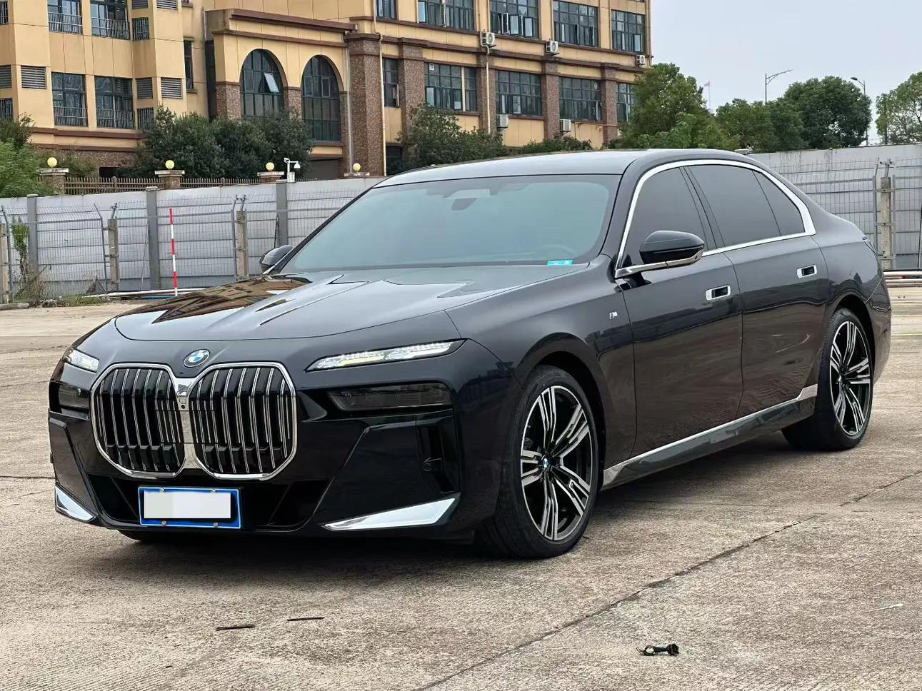 BMW 7 Series 2022 г. 50004 км.