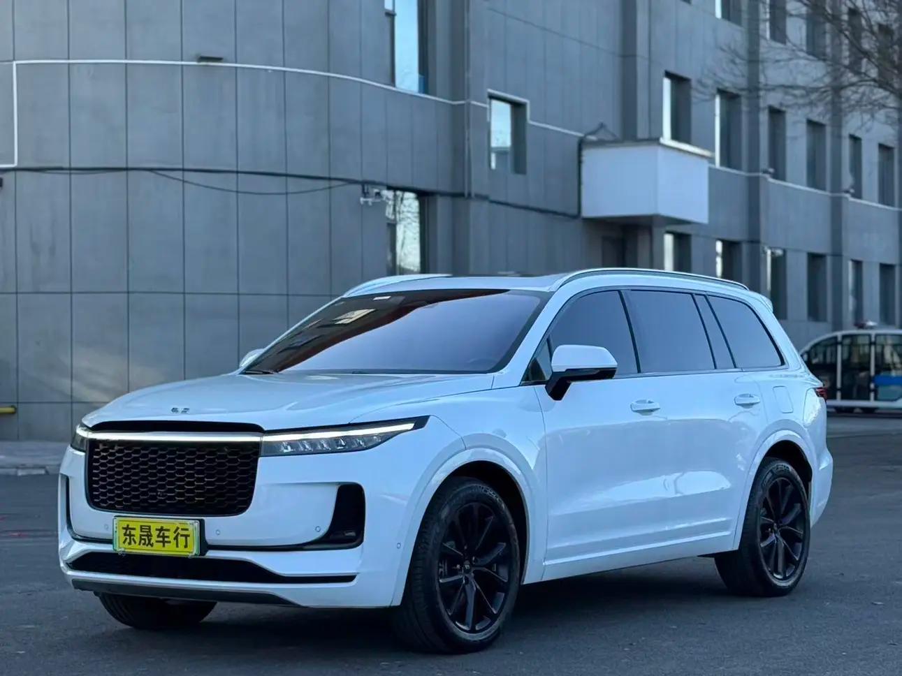 Lixiang ONE 2021 г. 70005 км.