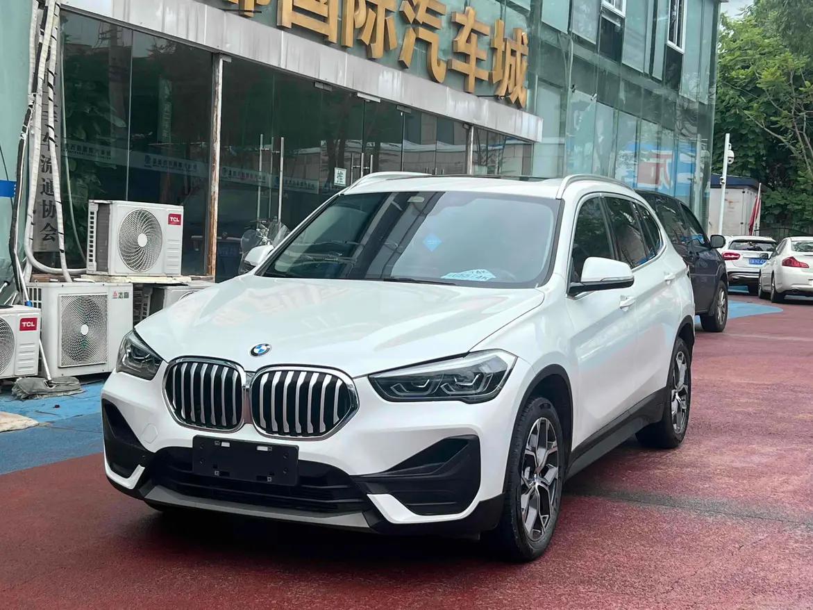 BMW X1 2022 г. 60114 км.