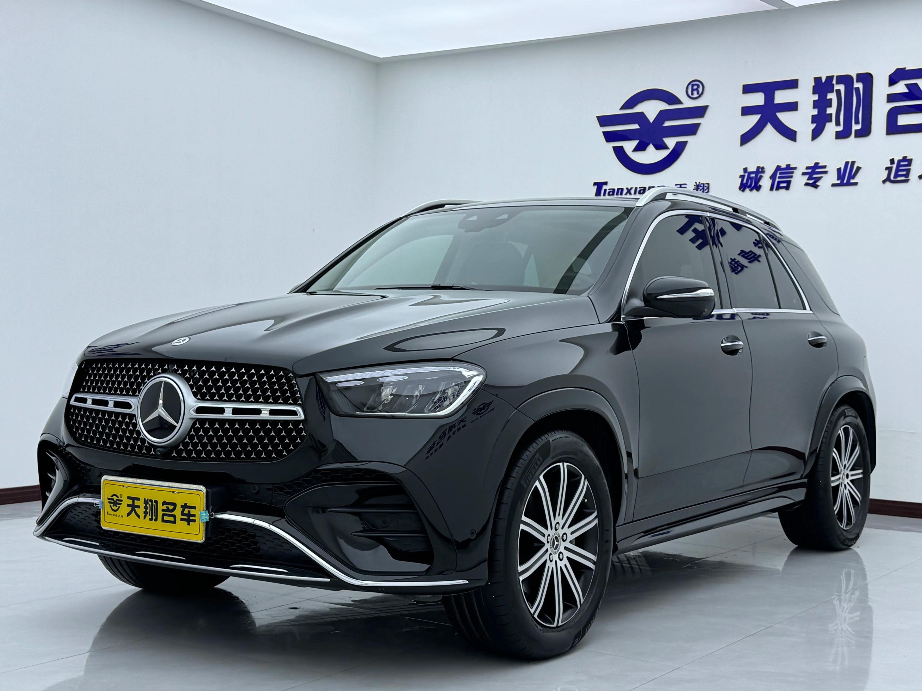Mercedes-Benz GLE 2024 г. 35962 км.