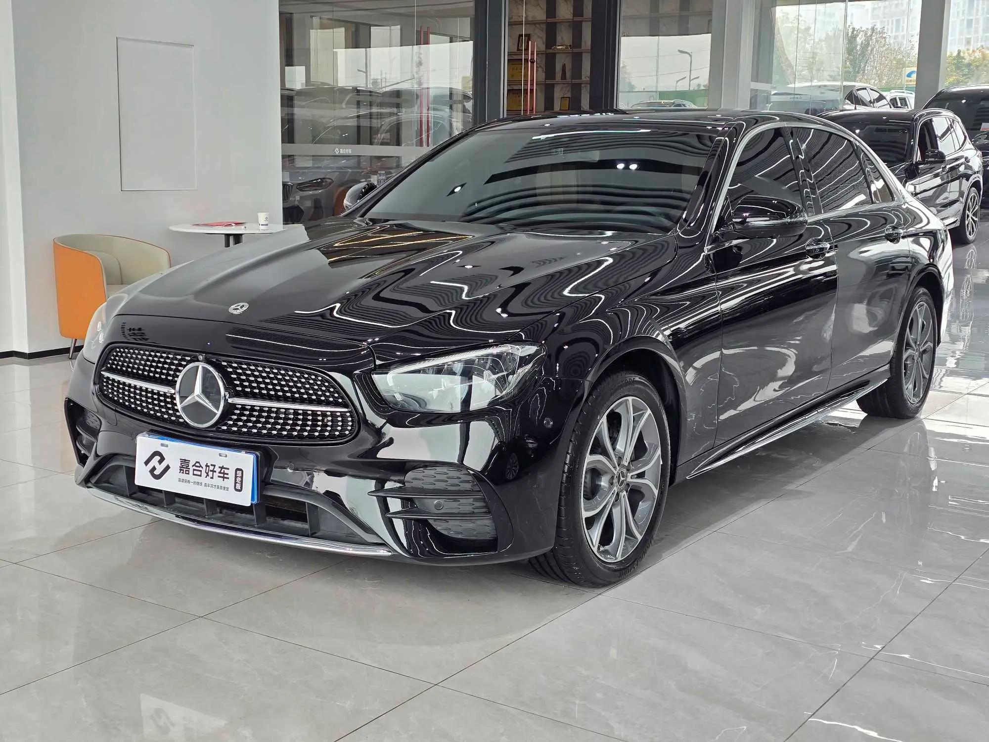 Mercedes-Benz E-Class 2023 г. 34072 км.