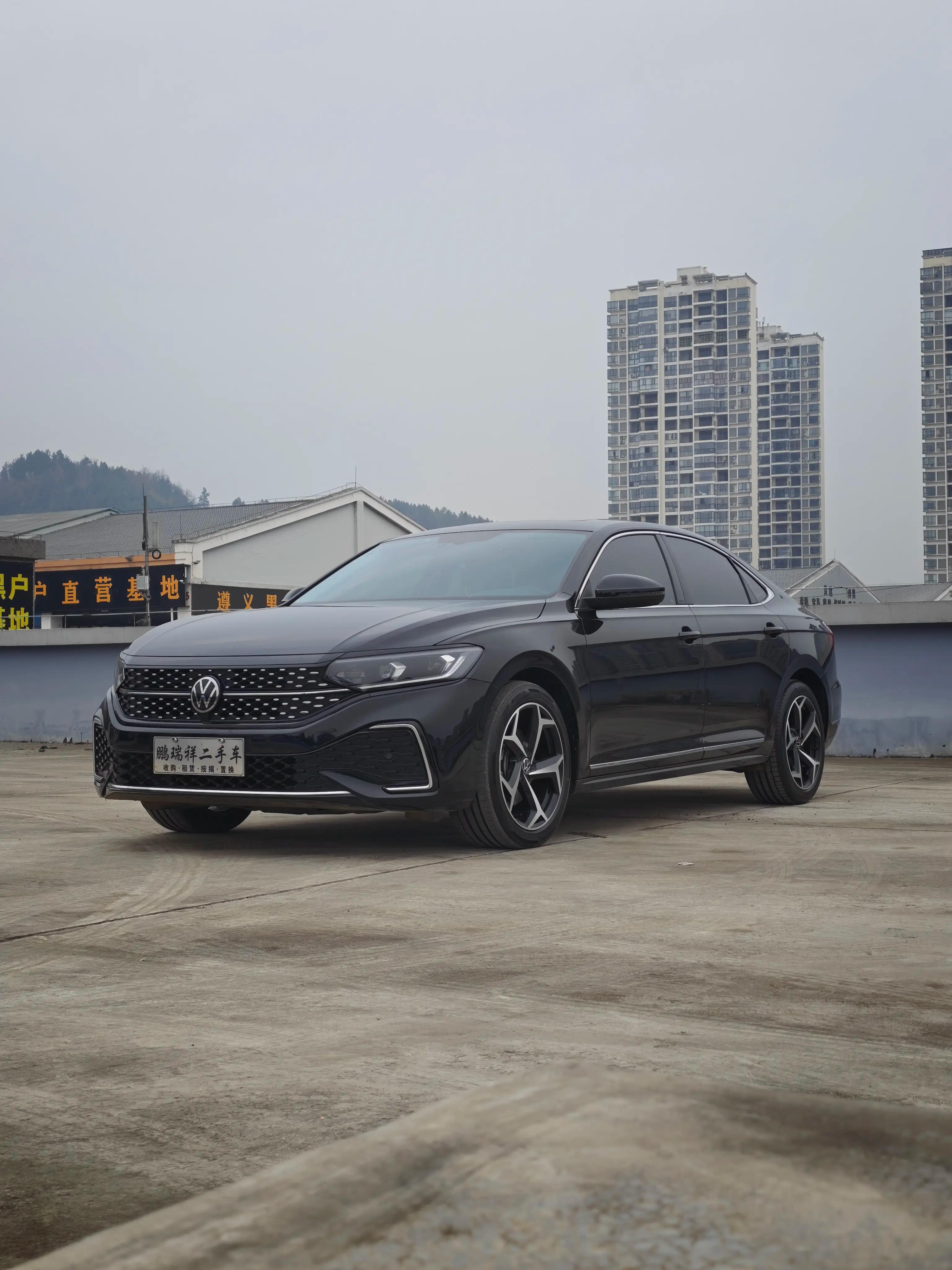 Volkswagen Passat 2024 г. 39146 км.
