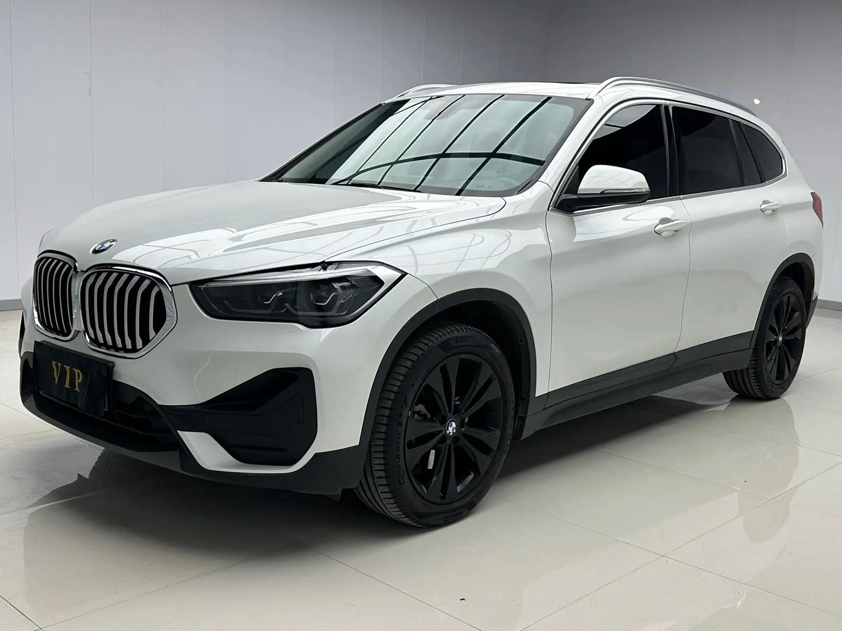 BMW X1 2021 г. 20000 км.