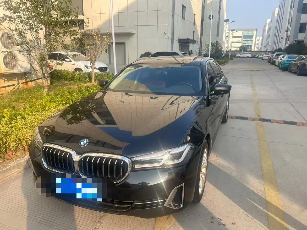 BMW 5 Series 2022 г. 65144 км.