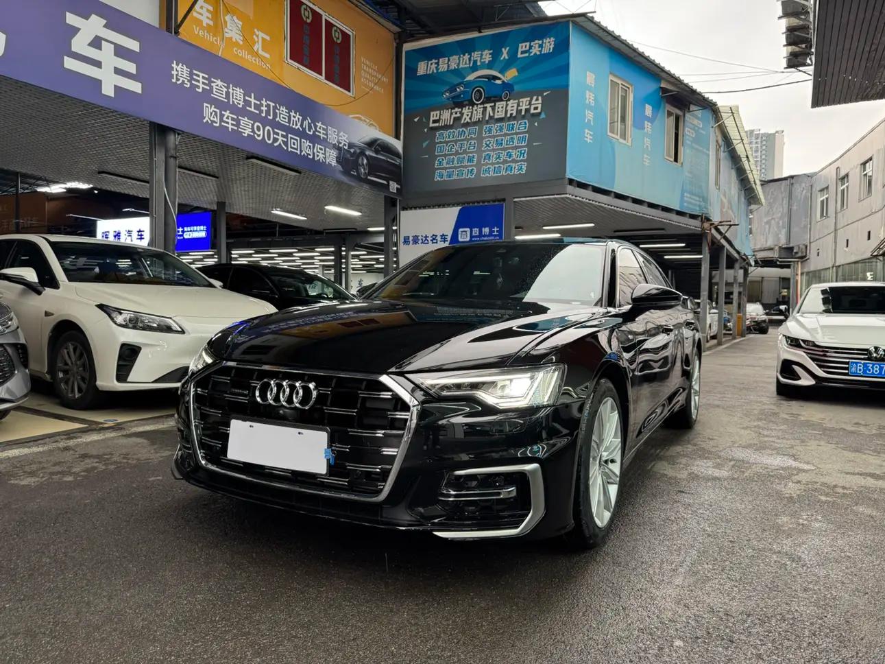 Audi A6L 2025 г. 7600 км.