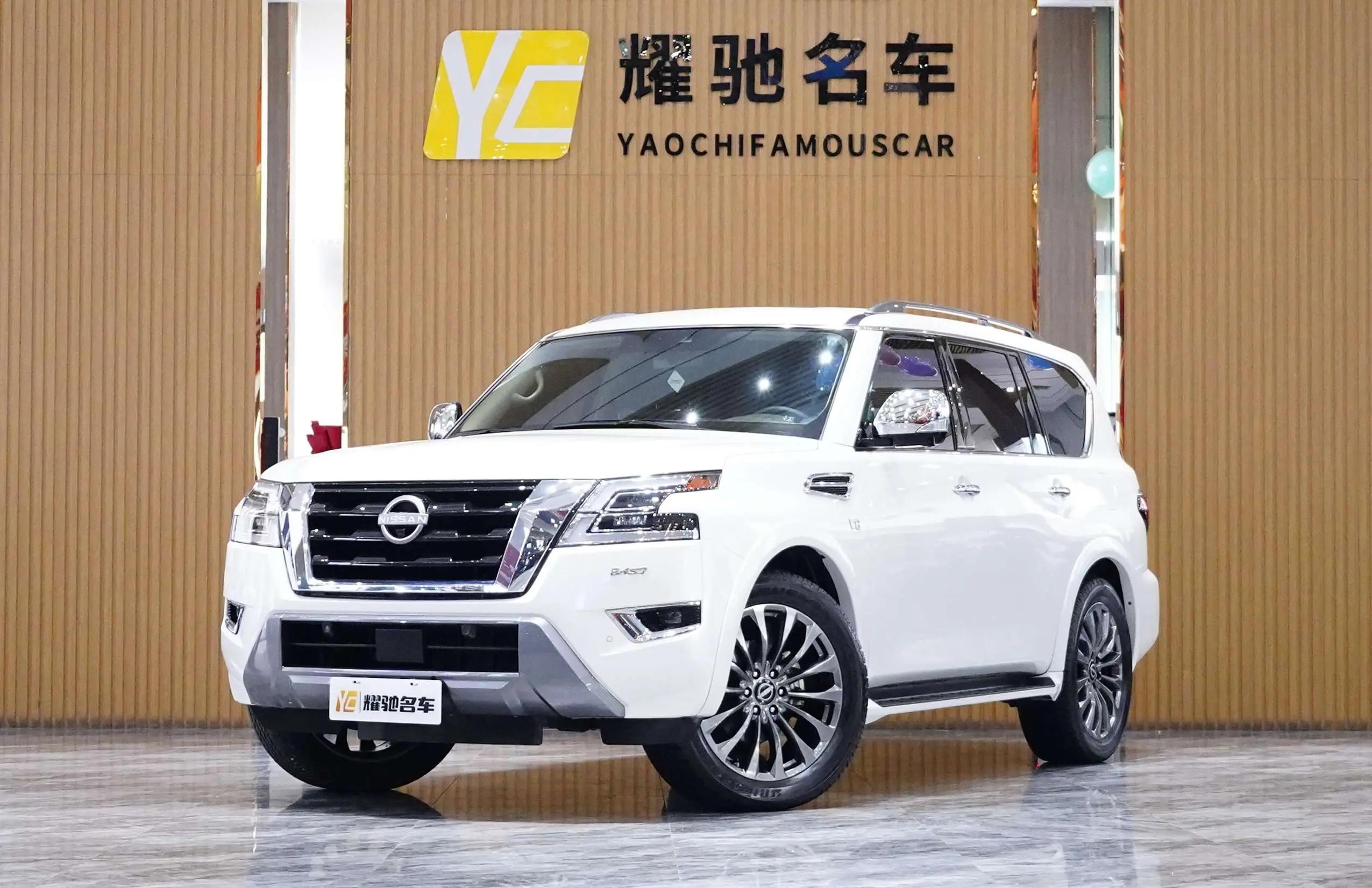 Nissan Patrol 2023 г. 54829 км.