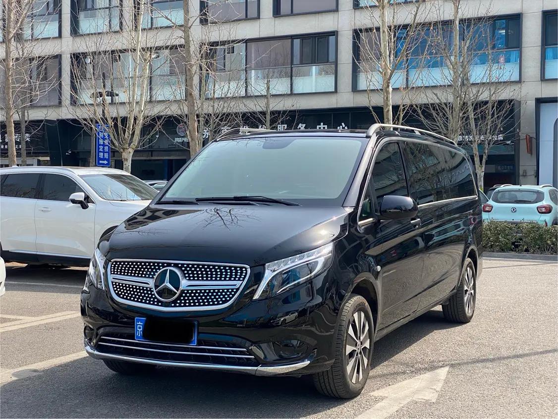 Mercedes-Benz Vito 2024 г. 4000 км.