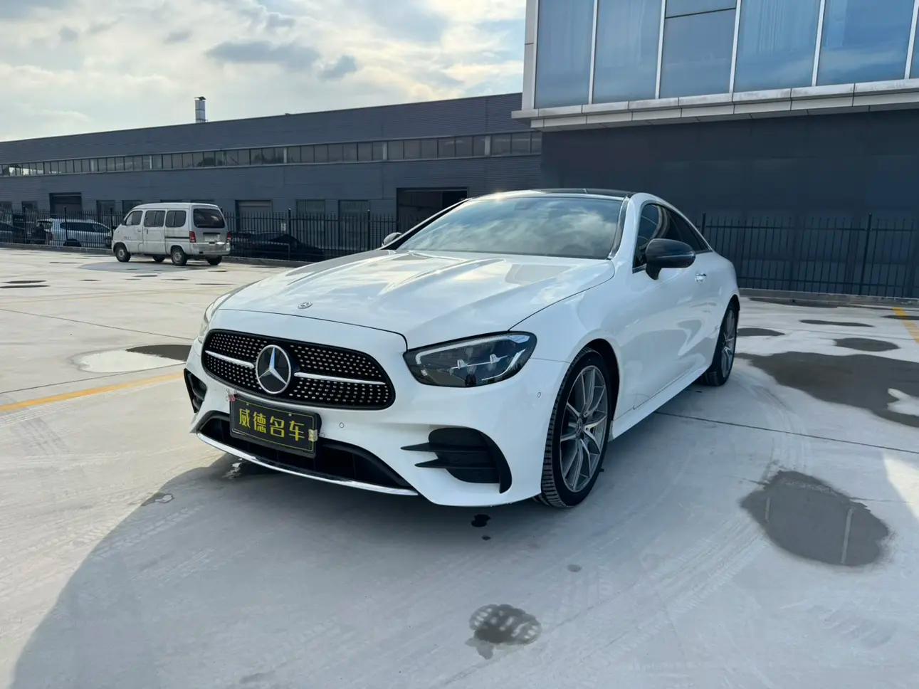 Mercedes-Benz E-Class 2021 г. 67058 км.