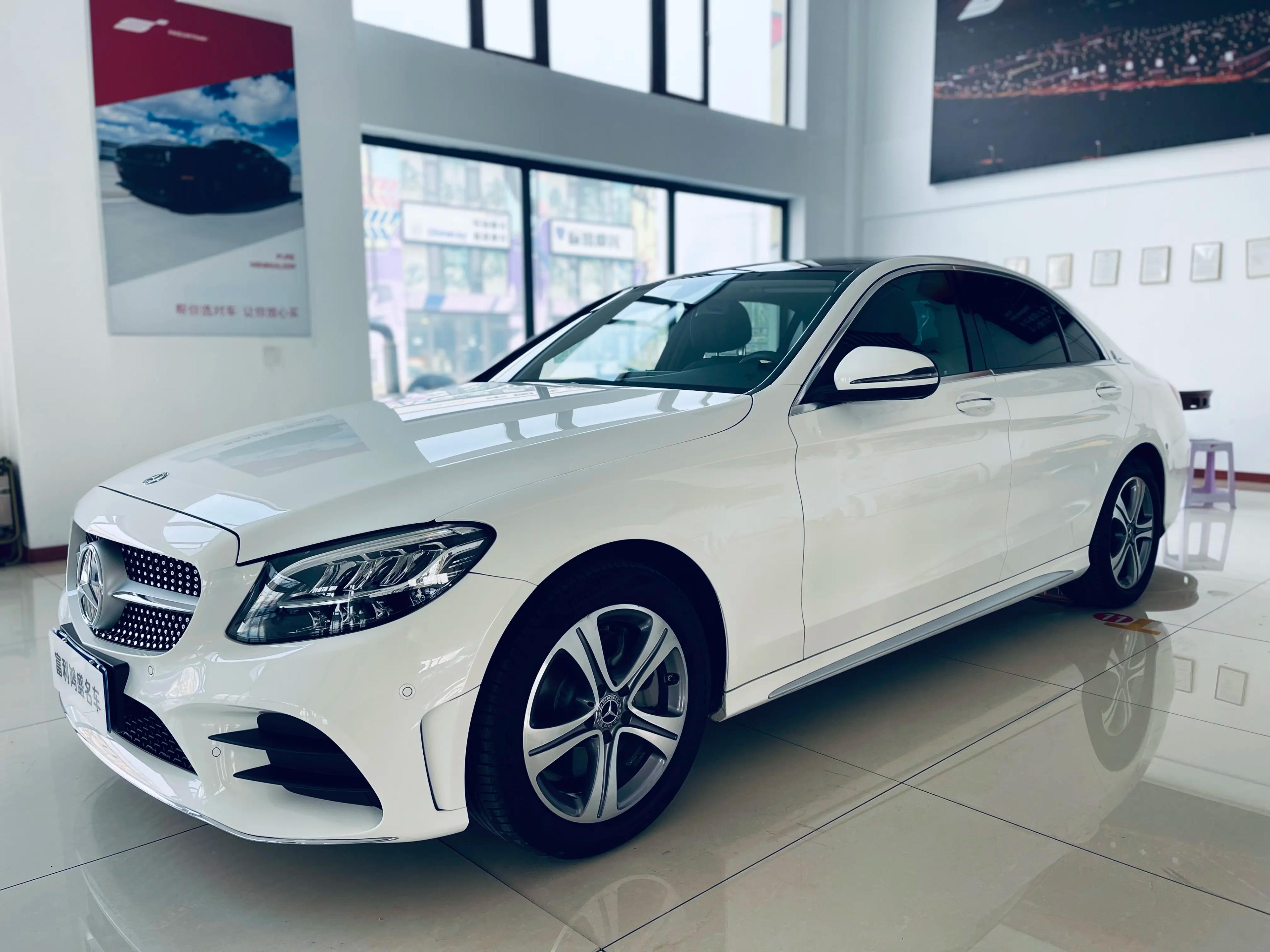 Mercedes-Benz Mercedes Benz C Class 2021 г. 46060 км.
