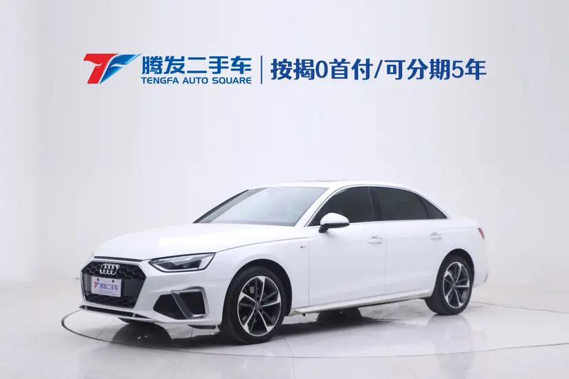 Audi A4L 2021 г. 41003 км.