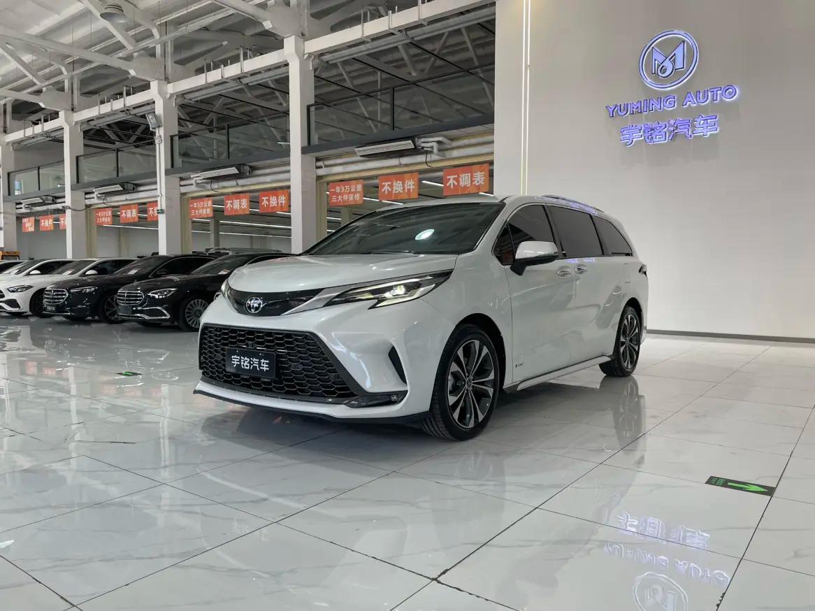 Toyota Granvia 2024 г. 20171 км.