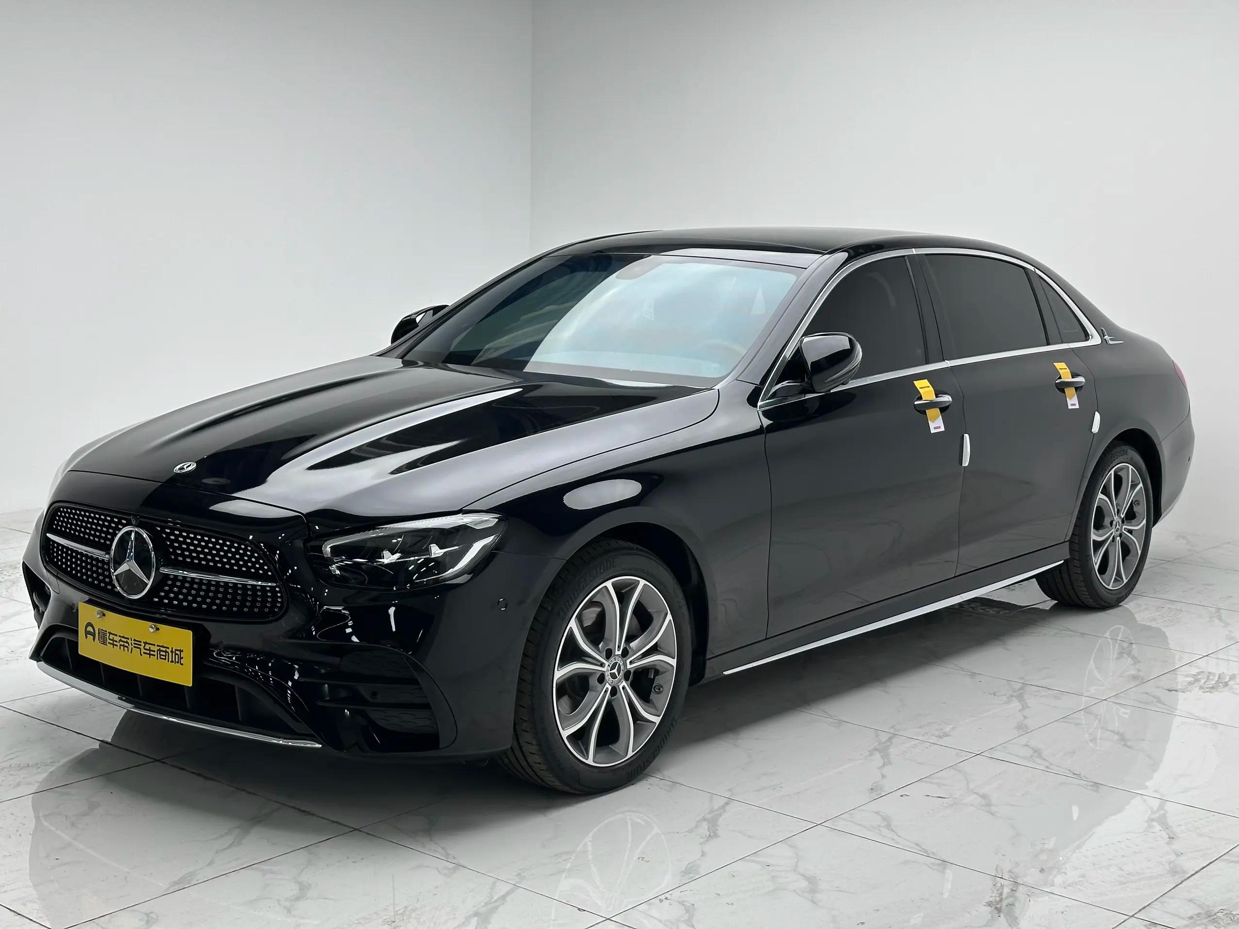 Mercedes-Benz E-Class 2022 г. 62240 км.