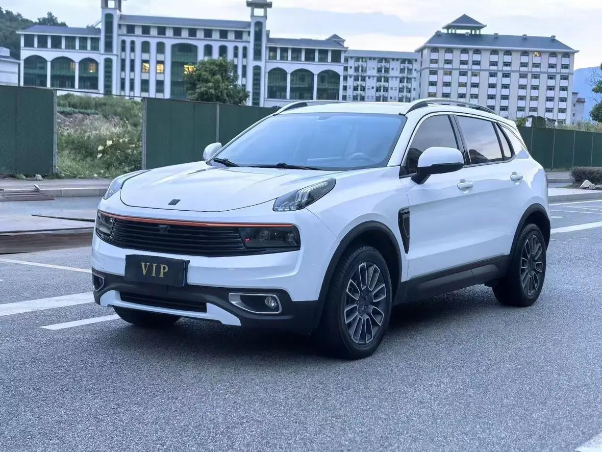 Lynk & Co 01 2021 г. 80080 км.