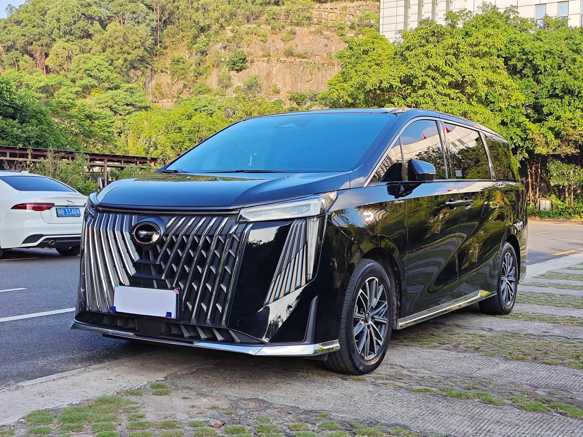 GAC Trumpchi M8 2025 г. 10084 км.