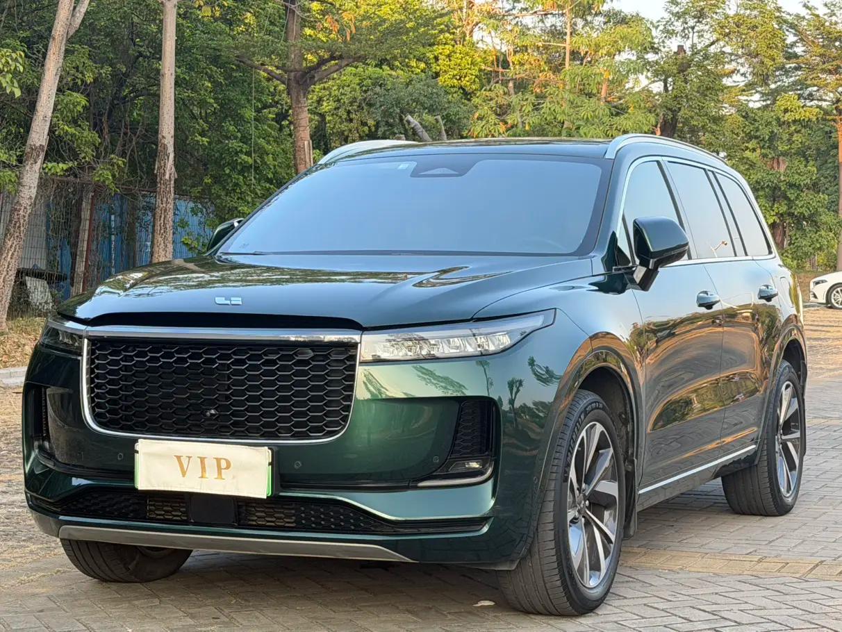 Lixiang ONE 2022 г. 40141 км.