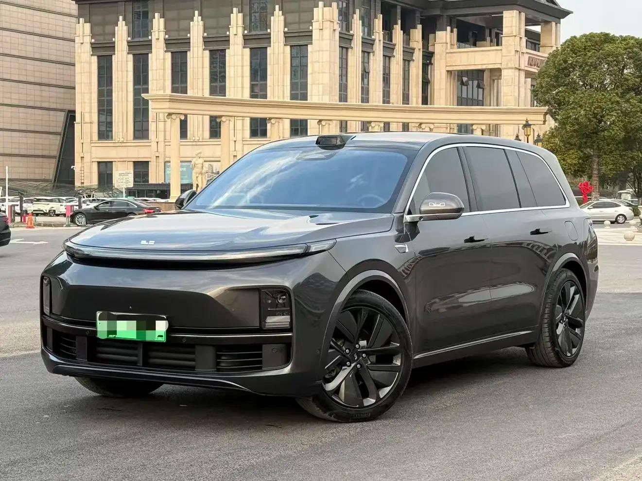 Lixiang L9 2023 г. 33051 км.