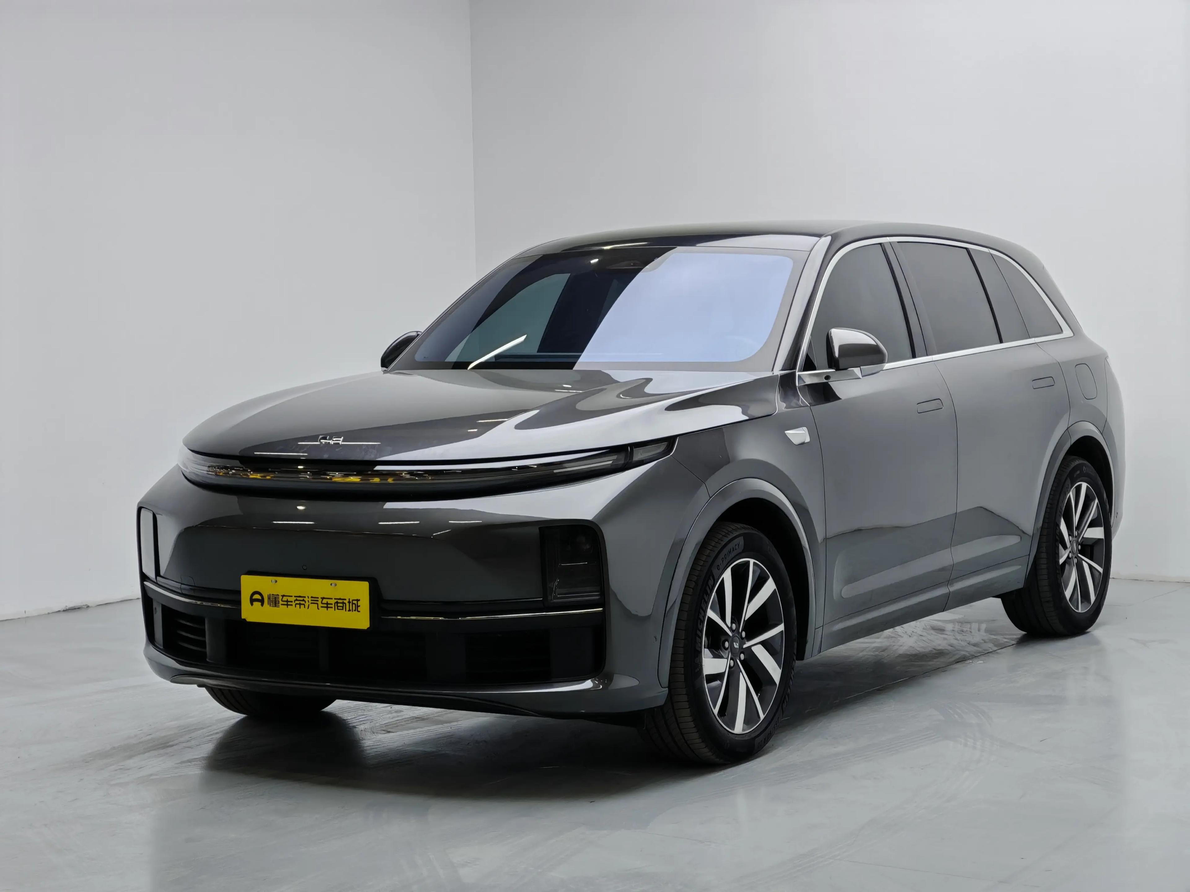 Lixiang L7 2023 г. 69940 км.
